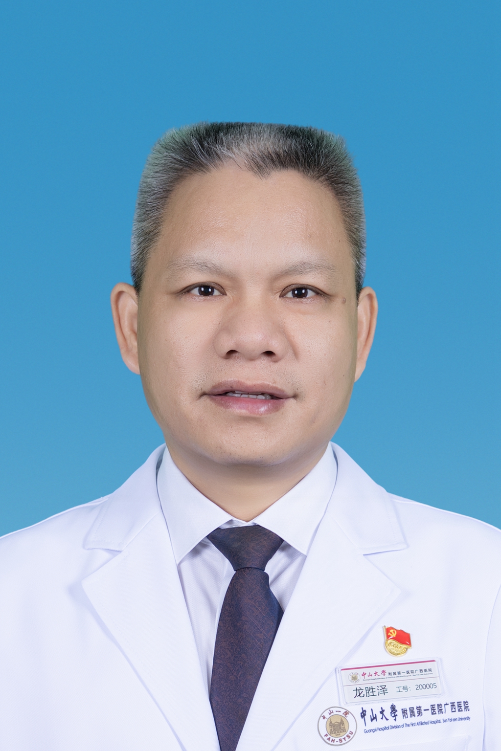 龙胜泽
